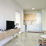 One Bedroom In - 001 - Happy