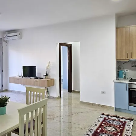 One Bedroom In - 001 - Happy Apartmán *