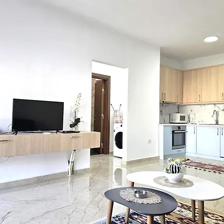 One Bedroom In - 001 - Happy Sarandë