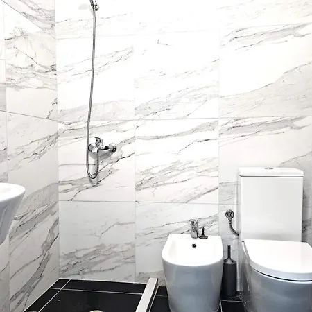 One Bedroom In - 001 - Happy Apartmán