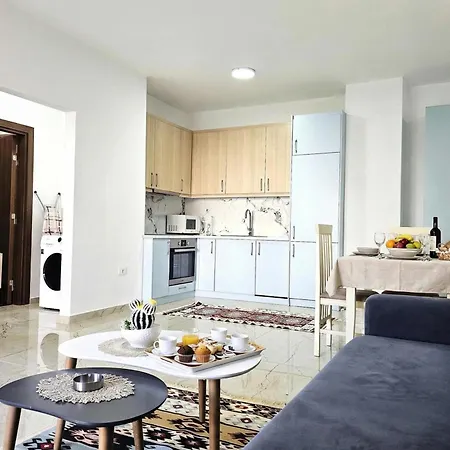 One Bedroom In - 001 - Happy *