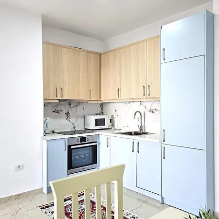 Apartment One Bedroom In - 001 - Happy